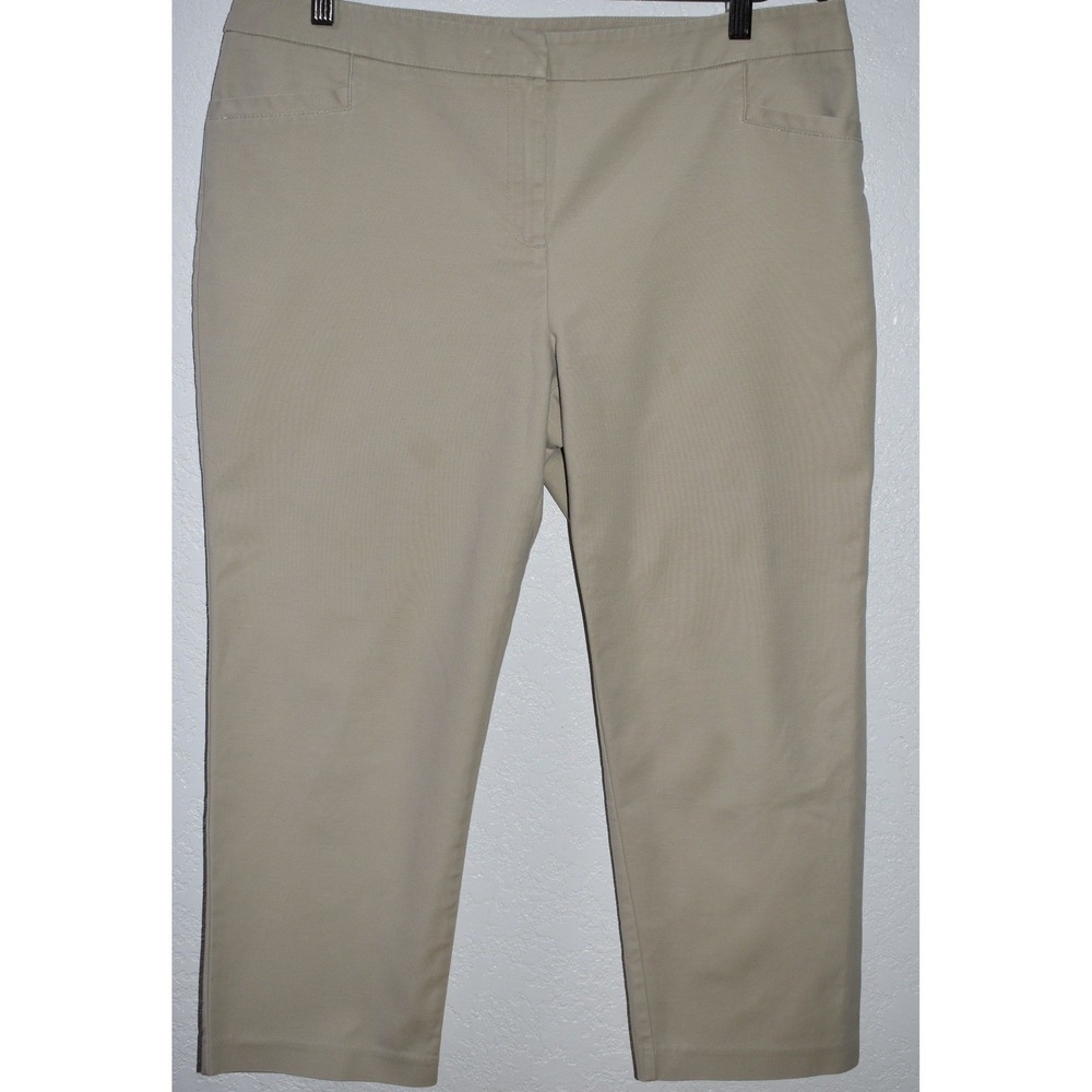 Chicos CROP 2/US Sz 12 Khaki Tan Cropped Pants Large Stretch Cotton Pockets
